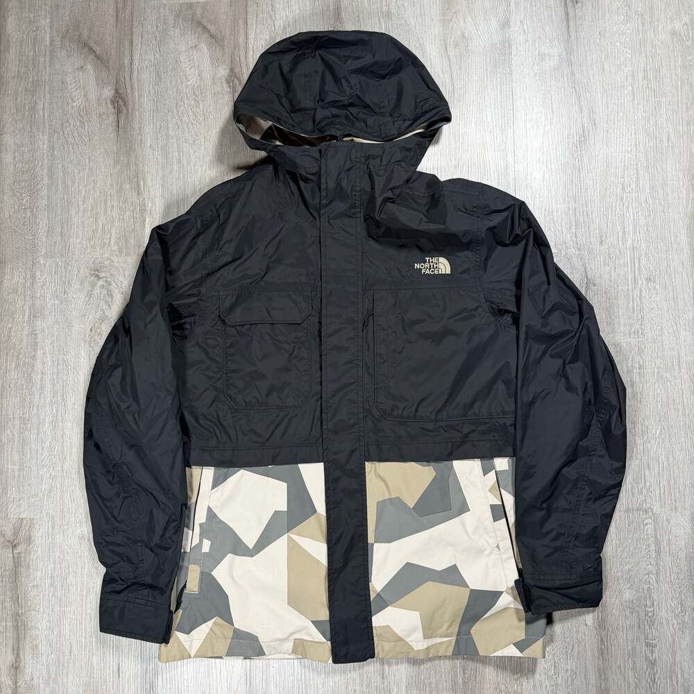 Mens The North Face DryVent Hooded Rain Jacket Camo Print Medium